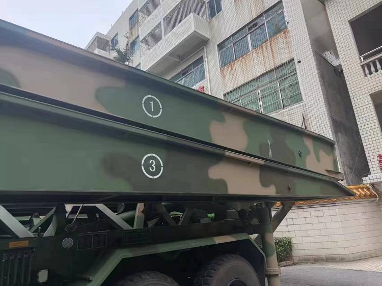 外墙迷彩漆喷涂:兼具个性美学与耐候防护的建筑新选择